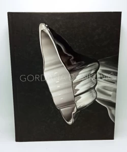 Staklo, moje drugo tijelo