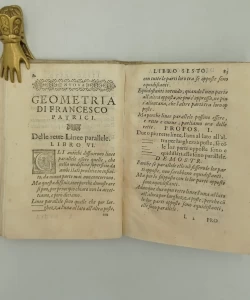 Knjiga Della nuova geometria autor Frane Petrić