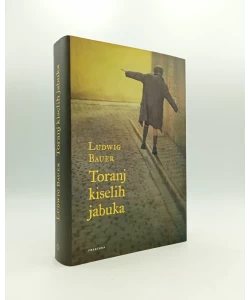 Toranj kiselih jabuka
