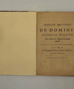 Sui reditus ex Anglia Consilium exponit