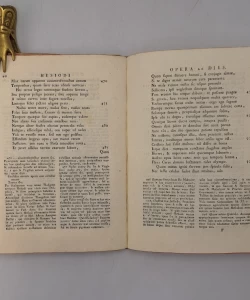 Opera et dies ac Scutum Herculis. Carmina Hesiodi Ascraei Latinis versibus expressa a Bernardo Zamagna Ragusino.