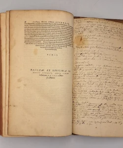 Catalogvs Testium ueritatis, qui ante nostram aetatem Pontifici Romano, eiusque erroribus reclamarunt, iam denuo longe quam antea, & emendatior & auctior editus: Opus uaria rerum, hoc praeser